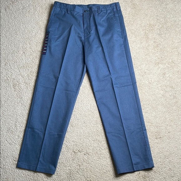 Croft & Barrow Blue Chinos Classic Straight-Leg Design (Size 36x34) - Picture 3 of 4